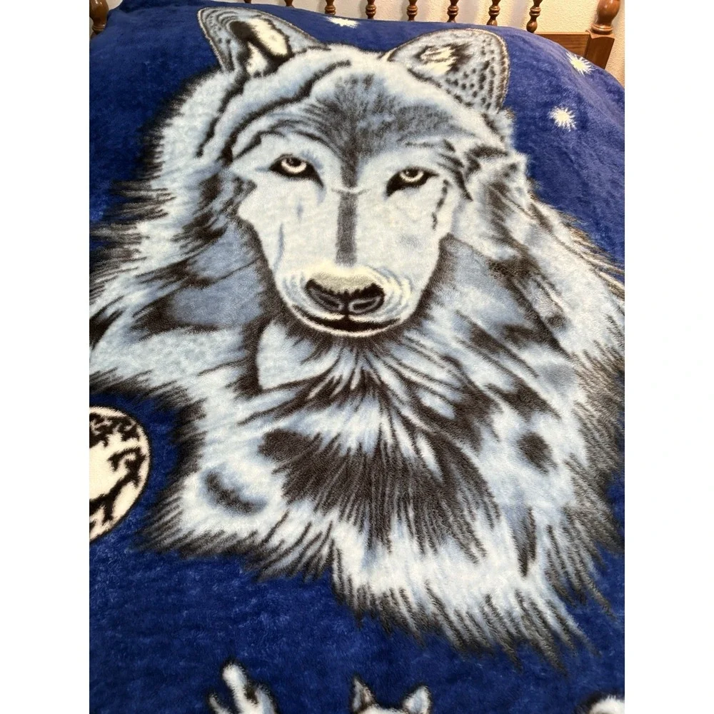 Korean Wolf Plush Blanket HEAVYWEIGHT Fleece Lodge Cabin Decor 91